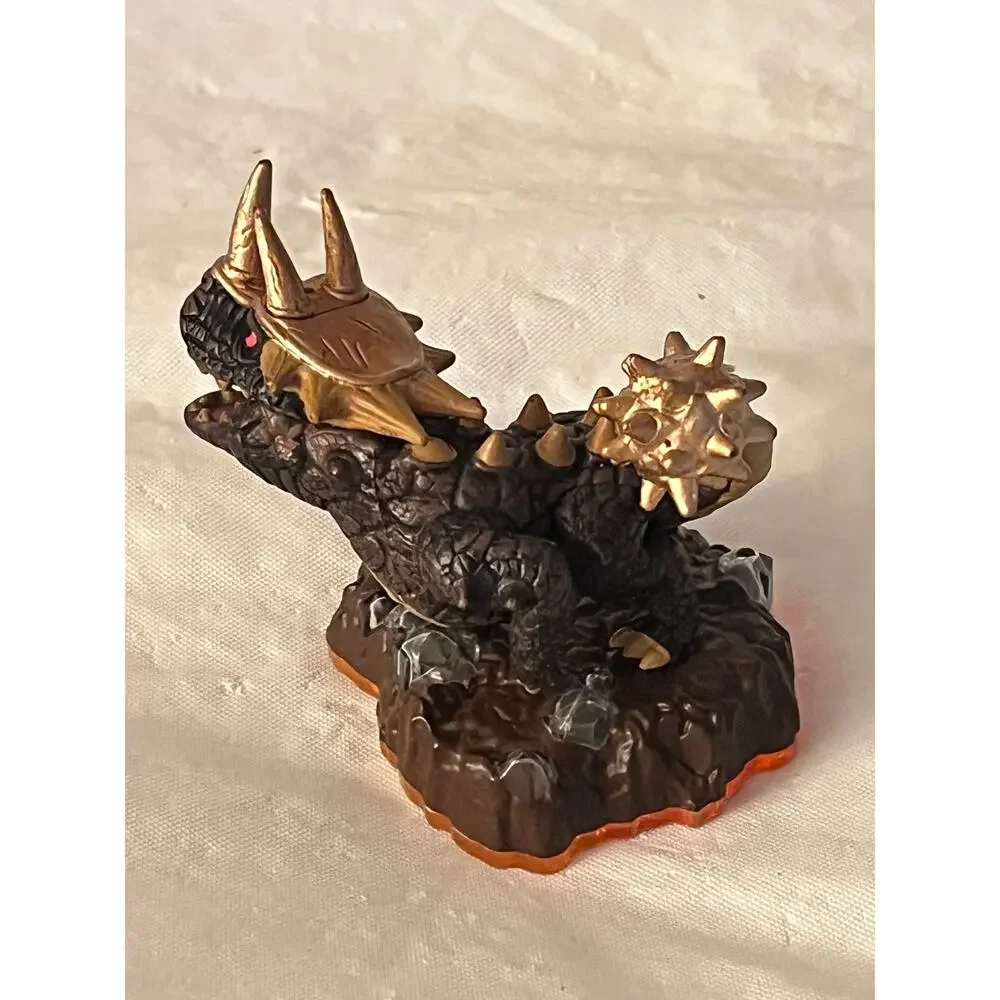 Skylanders Giant -Earth Element - Lot of 5- Activation 2012